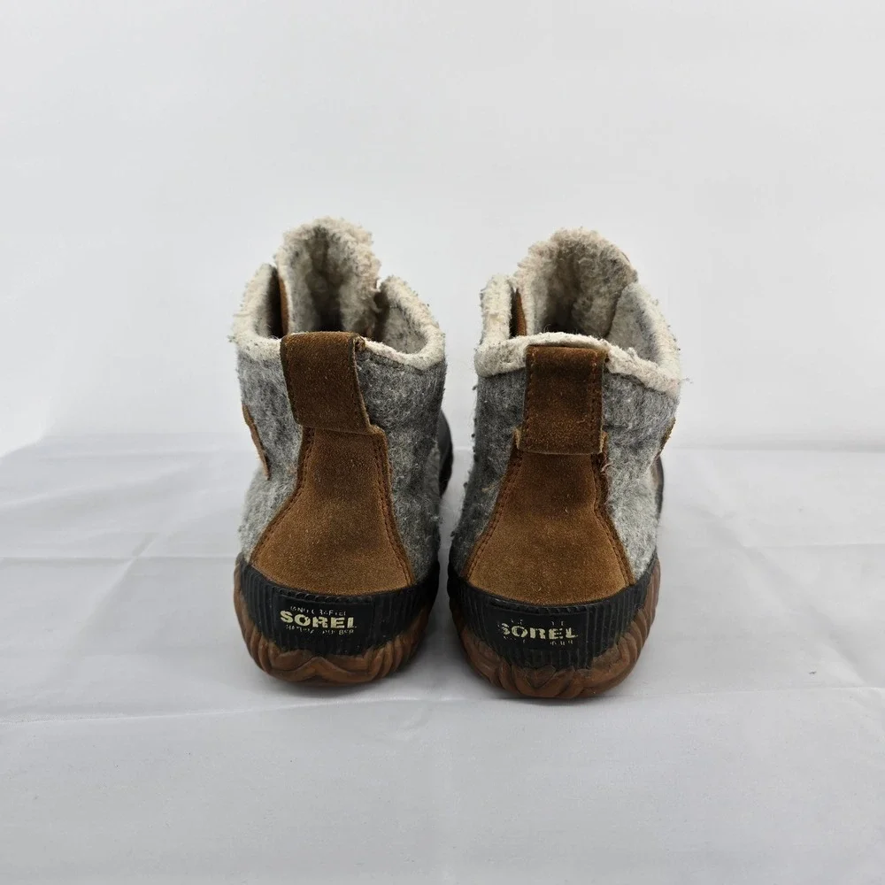 Sorel Out N About Plus Gray Felt‎ Tan Suede Waterproof Duck Boots Mens 7